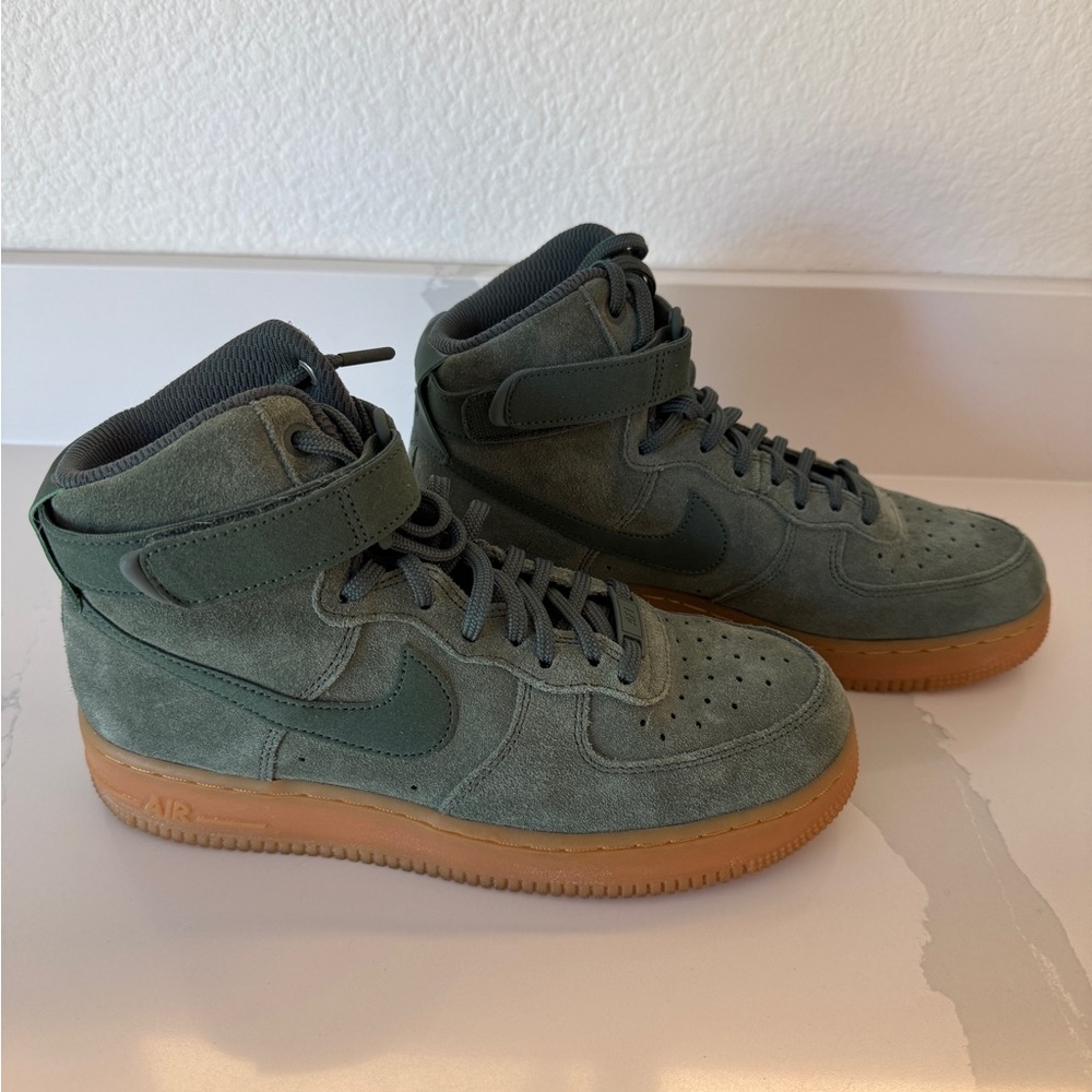 Nike Air Force 1